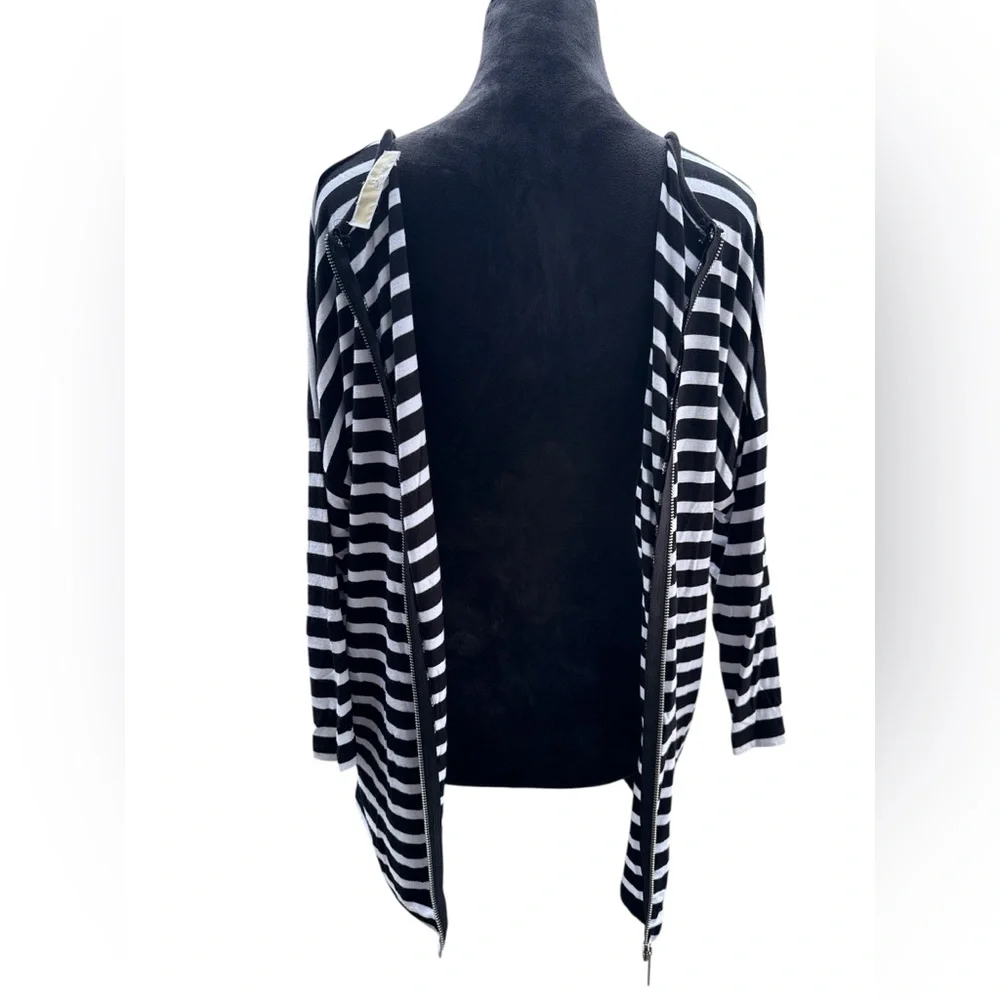 MICHAEL Michael Kors Black and White Striped Top size large - Picture 5 of 12